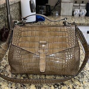 Crocodile-Embossed Leather Made In Italy Claudia Firenze Handbag